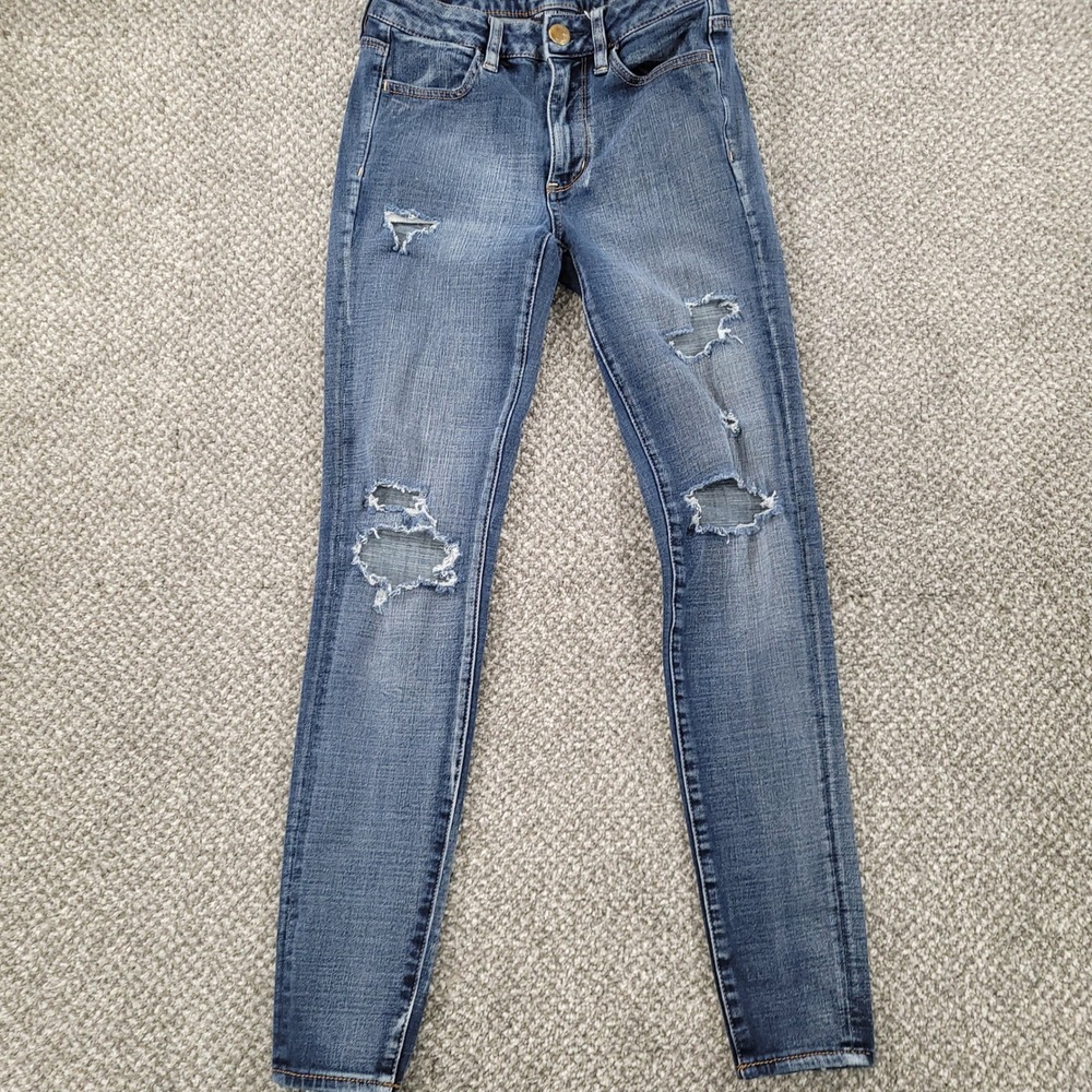American Eagle Hi-Rise Jegging 360 Super Stretch Distressed Blue Jeans Size 2